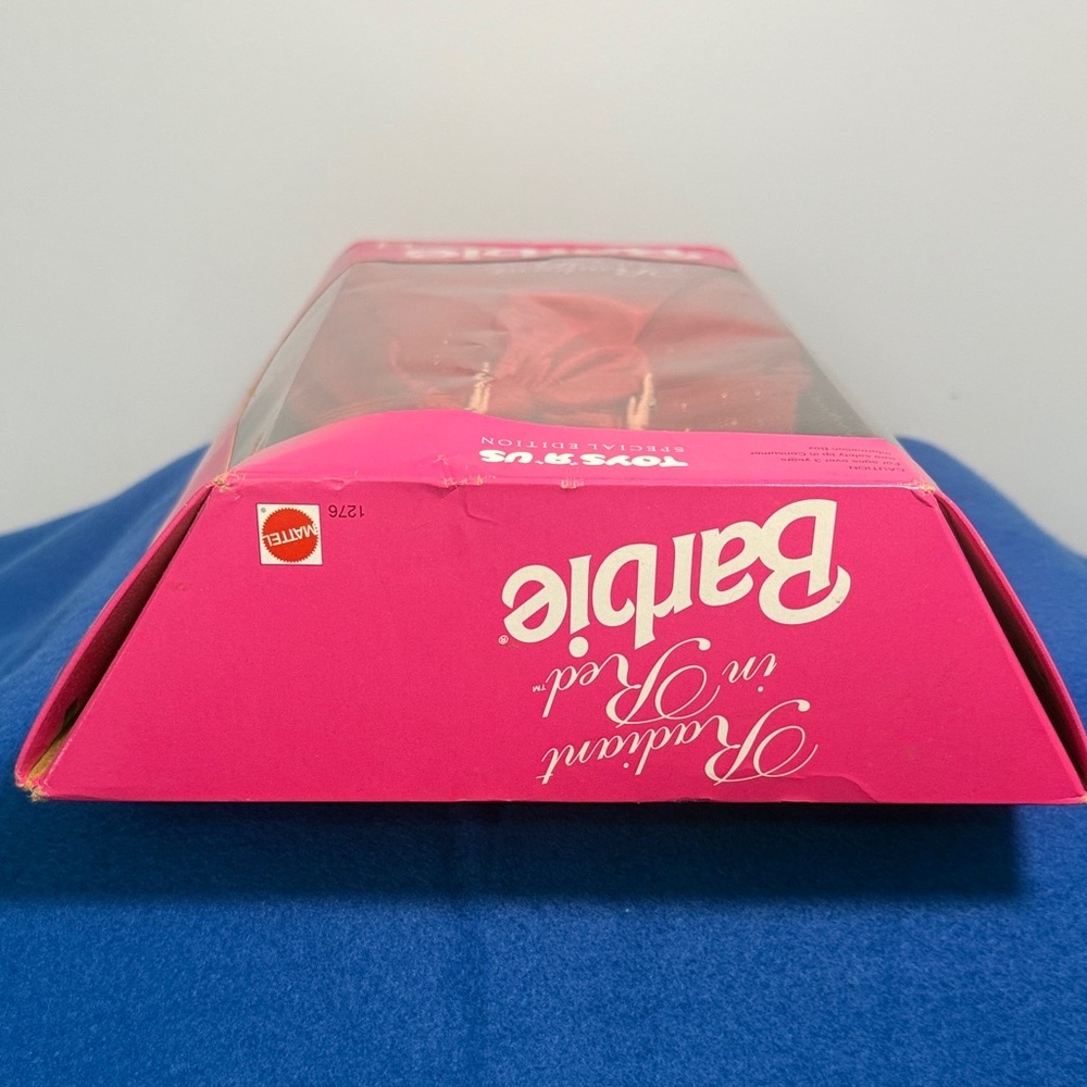 Vintage Barbie Special Edition in Sparkling Red Gown - Picture 7 of 7